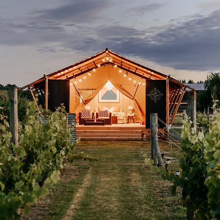 Villas & Vines Glamping Hastings Zewnętrze zdjęcie